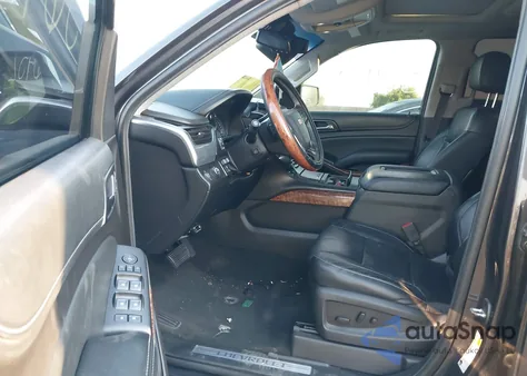 2016 Chevrolet Suburban Ltz z USA, uszkodzony, nr VIN 1GNSCJKC6GR415933